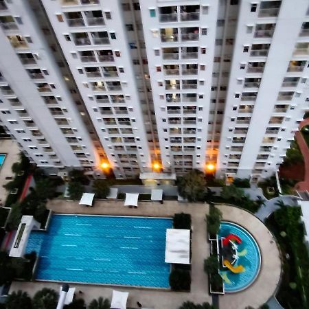 Classy! 2Br Apartment - Modern Comfort In West Jakarta Cbd Exterior foto